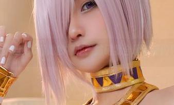 免费合集：Azami和她的裸足，妨碍我合理审美的罪魁祸首。