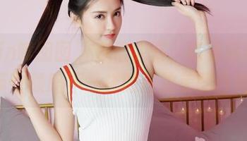 Feilin嗲囡囡 – 自信大方，陈雅漫VICKY带你领略不一样的自拍美图合集。