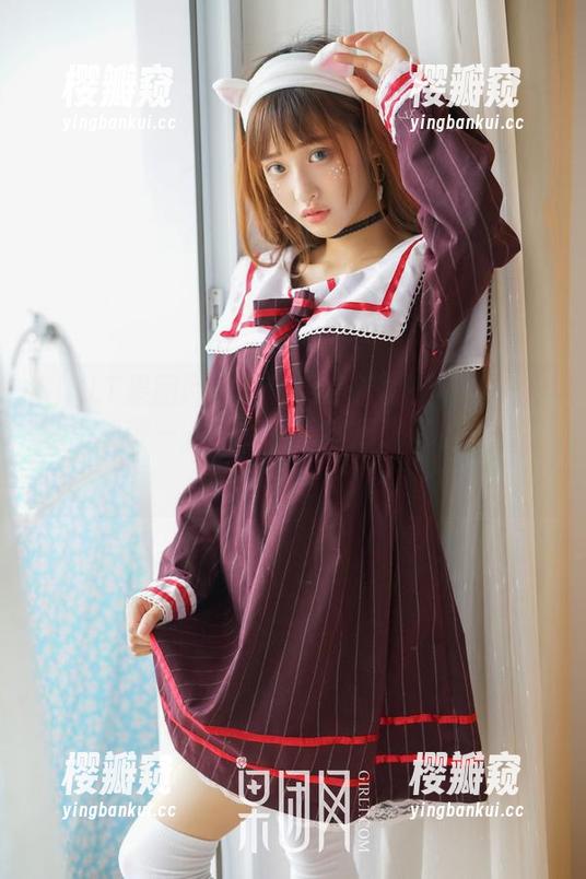 GIRLT果团网-松果儿 GIRLT果团网 - 厨娘变身计划:松果儿的时尚料理——图集精选,眉眼间的一抹俏皮