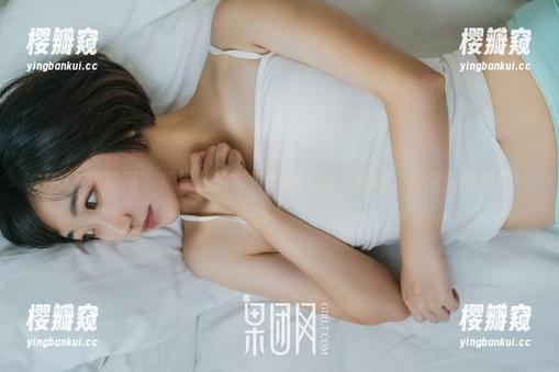 GIRLT果团网-松果儿 GIRLT果团网 - 松果儿的白色图包:此时此刻,扑向白色幻想!