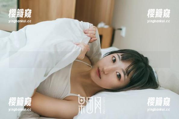 GIRLT果团网 果团网最新力作,奥莉娜那貌美如花,真让人目不转睛。