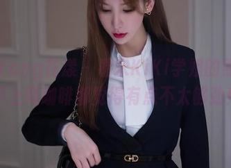 HuaYang花漾 – 看宋KiKi学姐的照片，早上喝咖啡都觉得有点不太够劲！