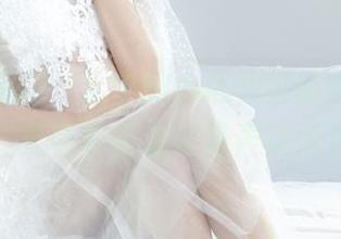 Ligui丽柜 – 水中的心心和她的全套写真，芙蓉好像也在轻声交谈？