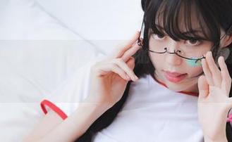 高清里的护士梦，Mozzi(모찌)的自嘲与期待你看到了吗？