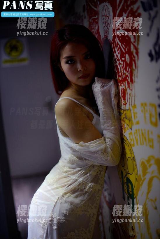 PANS写真-可儿 PANS写真 - 可儿穿着红裙全套,怎么看都是那么惹人注意,下载吗?