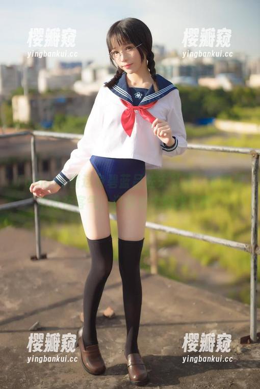 Tomoyo酱 Tomoyo酱这身碧蓝吕佐夫礼服,美图根本没在客气,资源也太好找了吧。