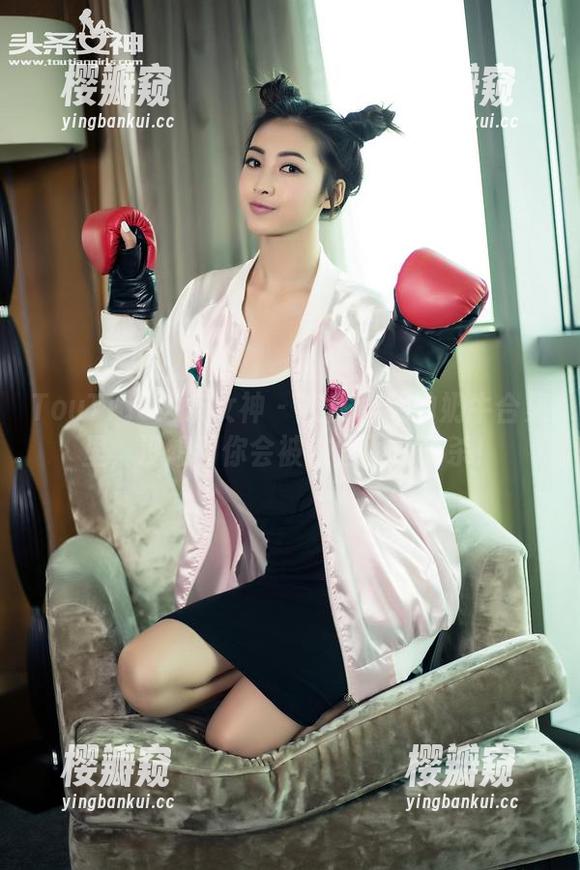 TouTiao头条女神-张梓然 TouTiao头条女神 - 在张梓然的奶牛合集里,没想到你会被这些图片秒杀!