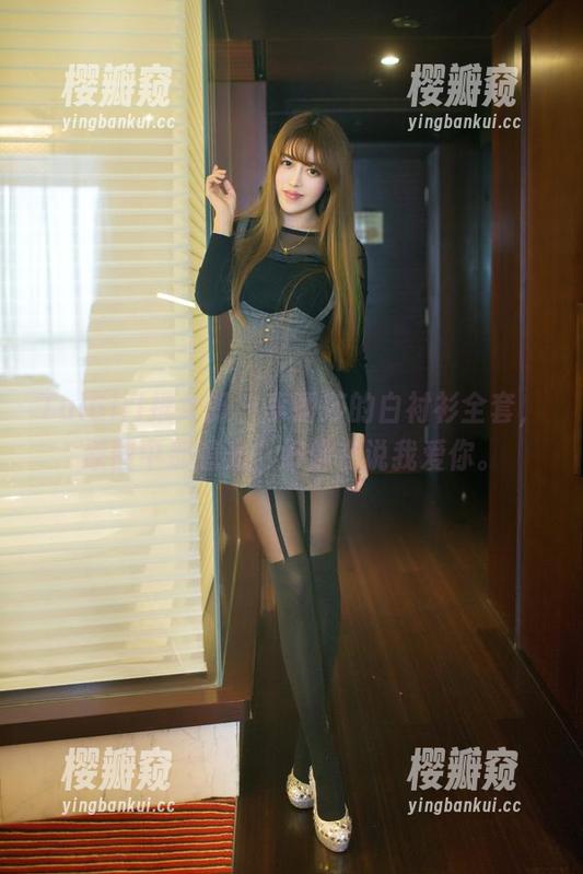 TuiGirl推女郎-李丽莎 TuiGirl推女郎 - 李丽莎的白衬衫全套,原图中那道光,好像在说我爱你。