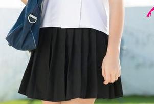 UGirls尤果网 – 张小西Ann的长腿，免费让你眼睛亮！下载吧，别再犹豫啦！