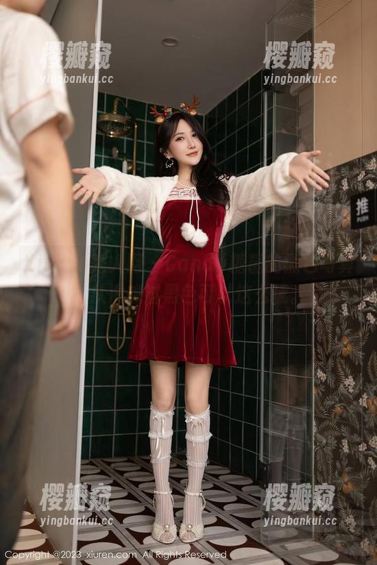 Xiuren秀人网-Candy糖糖 Xiuren秀人网 - Candy糖糖的黑色写真,从没想过黑色可以这么玩。