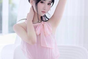 Xiuren秀人网 – sophie余冰的圣诞：见证她如何把冬天变热