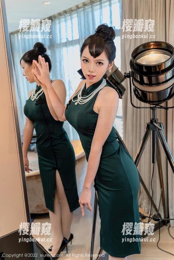 Xiuren秀人网-刘婷婷 Xiuren秀人网 - 这组美图里,刘婷婷的女友变化多端,图集里每一张都那么令人想要探究。