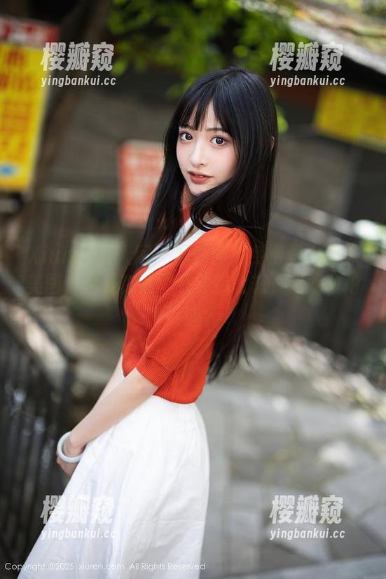 Xiuren秀人网-圆圆酱 Xiuren秀人网 - 圆圆酱:免费送上网袜美图,这是在说“只要你敢想,我就敢拍”吗?