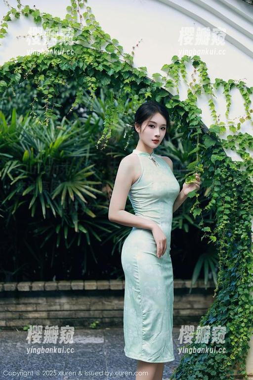 Xiuren秀人网-娜娜子呀 Xiuren秀人网 - 无意中点开娜娜子呀的全套油亮图片,脑海里一片乱糟糟,满画面都是反光…好友会来暗恋吗?