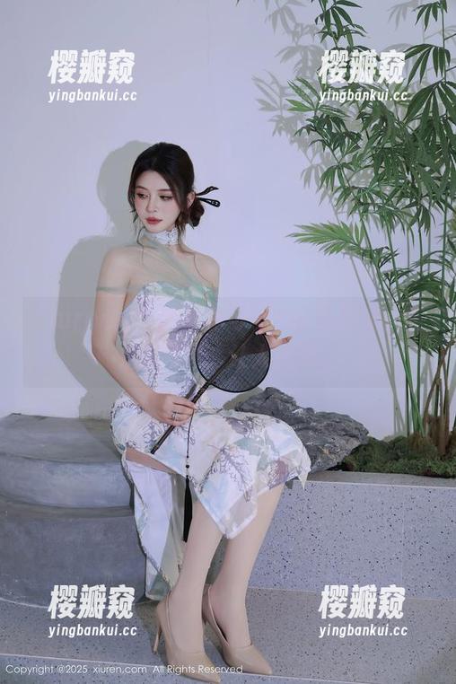 Xiuren秀人网-李可可 Xiuren秀人网 - 李可可的白丝写真,高质量壁纸,让人犯规。