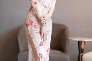 Xiuren秀人网 – 绯月樱-Chery的透明套图：我不想说话，但这个要精选！