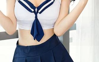 YouMi尤蜜荟 – 油亮作品定制，合法萝莉在镜头前简直闪闪发亮！