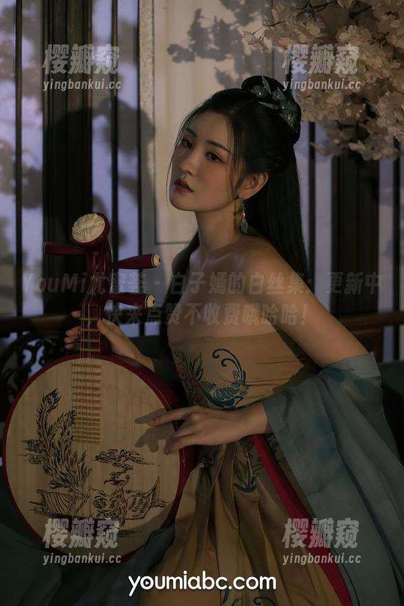 YouMi尤蜜荟-白子嫣 YouMi尤蜜荟 - 白子嫣的白丝集:更新中,快来点赞不收费哦哈哈!