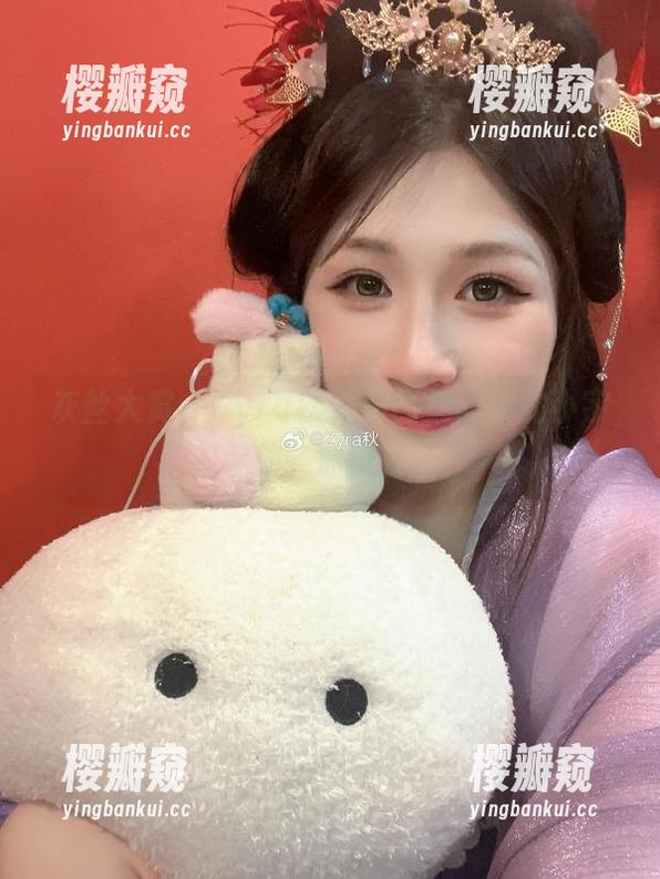 Zyra秋 灰丝大赏,Zyra秋的作品集让你的小宇宙绽放,原图直击!