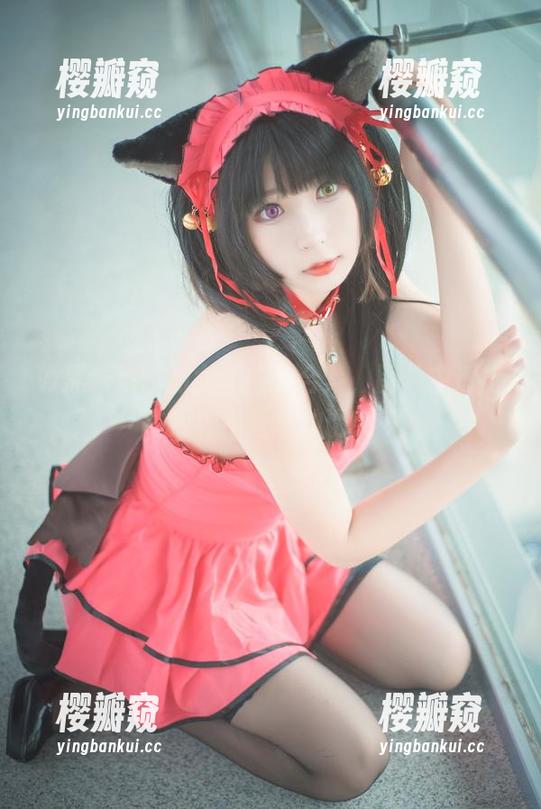 w黑米粥w w黑米粥w的女仆内衣合集,图片中透出的那种不经意的诱惑…