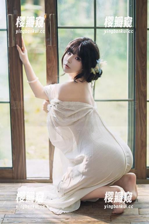 yuuhui玉汇 想燃起万圣节的鬼火?yuuhui玉汇的写真下载后妥妥让你成为焦点!