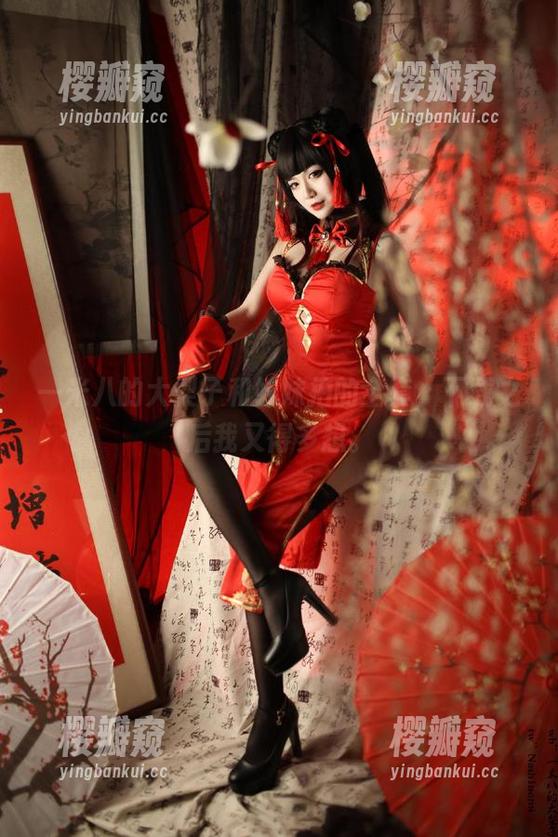 一米八的大梨子和妹妹拍的全套，下载之后我又得多想。