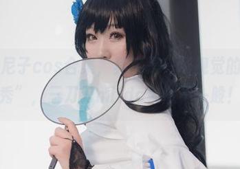 说是索尼子cos合集，其实是一场视觉的“滑稽秀”，三刀刀miido果然不一般！