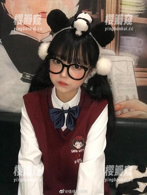佳佳好难啊 佳佳好难啊的白裙,我发誓没放毒,免费唾手可得的照片