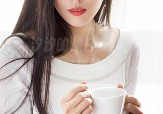 克拉女神 – 汐汐的黑白美图，下载梦中自有乾坤