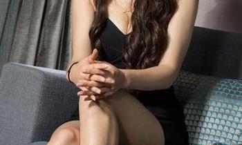 克拉女神 – 小心，静宜的无圣光浴室图包可能会让你失去理智