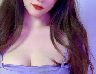 微密圈 – 不得不夸，可可西yyy的美足高清图包，柔美中带点娇恣，慢慢品味。
