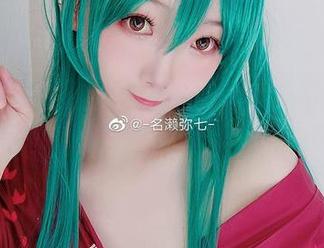 名濑弥七的原图，一双棉袜让人不知不觉在想什么…