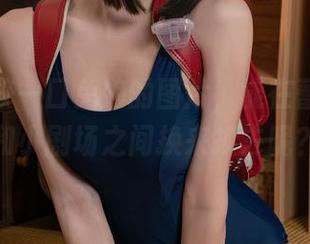 有哪些咬一口兔娘的图片，能在蕾姆喵喵和小剧场之间换来换去呢？