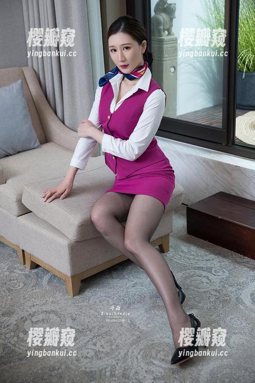 头条女神-尹菲 头条女神 - 嘘!最新尹菲旗袍合集,那条色彩让人想起......