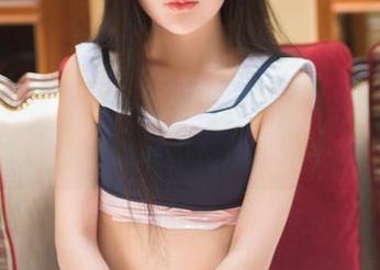 头条女神 – 户外生存大挑战，李媛媛的图集：她的穿搭和我差得可真远！