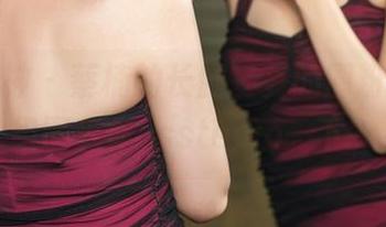头条女神 – 蔡楠的长腿妥妥的圈粉了，这组图包你osstèjāo一下？