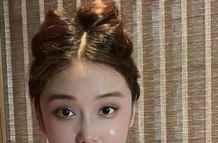 微密圈 – 哈，奶雯姐姐又放出新图包，这吸引力真让我琢磨不透。