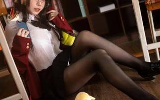 一睹安食Ajiki的美腿精选，感觉我的眼睛都快被迷住了，其他的留给想象吧？