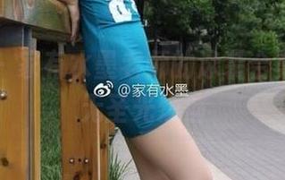 微密圈 – 家有水墨老师的泳装合集，专治无圣光烦恼