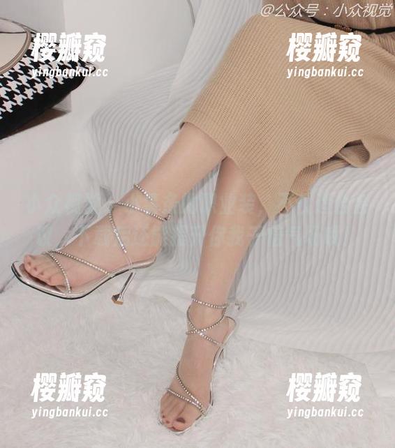 小众视觉-小薯条 小众视觉 - 小薯条的职业装,不仅适合会议,下载后还能提升你我千倍气场哦!