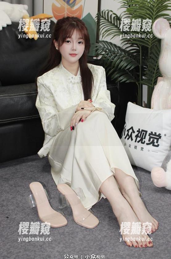 小众视觉-悦悦 小众视觉 - 精选:悦悦的女友自拍大赏,你没见过的侧颜