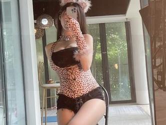 微密圈 – 小玉吃果冻又被捆住了，图片更新不容错过，快进来一探究竟！