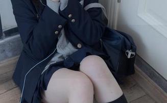 少女秩序 – 短裙中的乐栀，情不自禁，原图下载一键，今天的我比昨天光鲜！