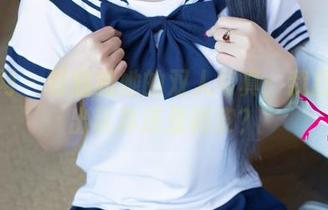 尤果网 – 若涵和她的双人写真：我打听不出认真还是调皮？