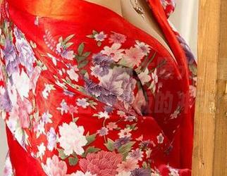 尤果网 – 青树制服写真大曝光，看完后有种想做实名制老板的冲动！