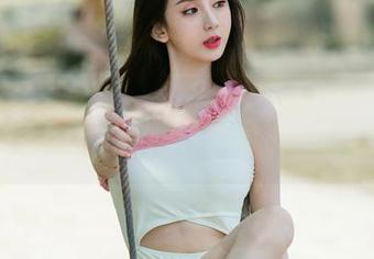尤果网 – 黛熙儿纯白写真，不知为何心中有了些许小雀跃