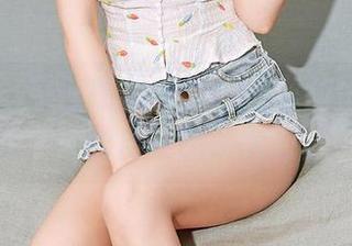 尤蜜荟 – 今日福利颁发：“您的蛋蛋”给你带来的皮衣图片大公开！