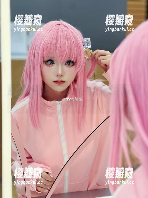 嶋葵 原图放在这里,嶋葵不愧是把剧情融入cos,画风太对了!