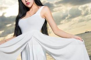 推女神 – 没啥特别的，嘉宝贝儿Vetiver自拍套图，分享给大家掀掀新风潮！