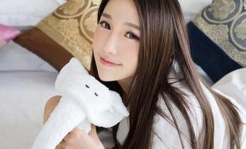 推女神 – 欧尼anne的空姐美图，难道天上真的有蓝天白云的约定？